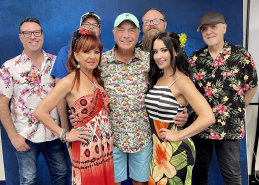 Adventures in Parrotdise-A Tribute to Jimmy Buffett cast photo Belfry Theatre